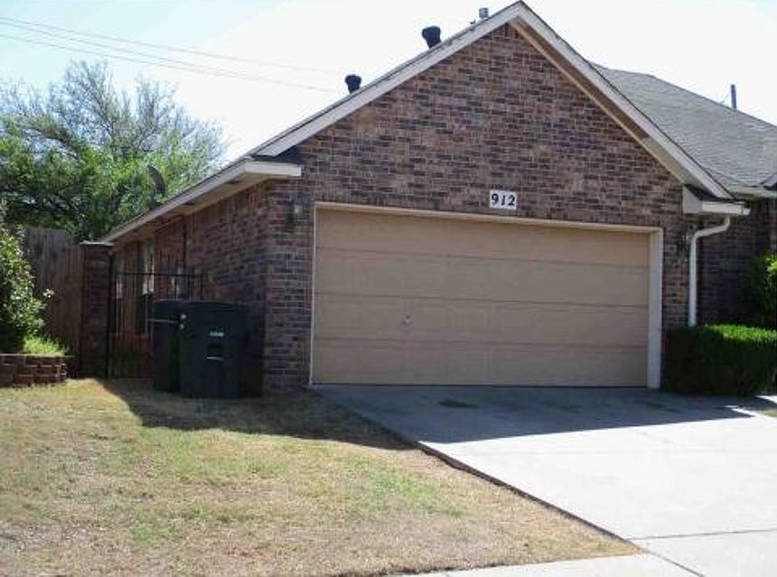 912 Elm Creek Dr, Moore, OK 73160 Zillow