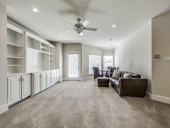 4th image of 17628 Woods Edge Dr
