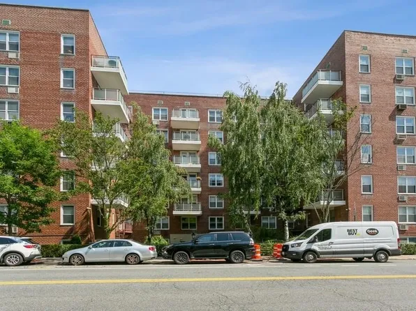 9411 Shore Rd APT 2F, Brooklyn, NY 11209