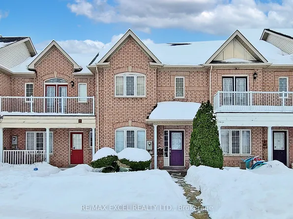 24 John Gary Dr, Markham, ON L3R 5E7
