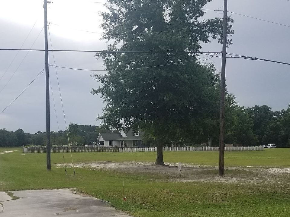 1st image of 1101 SW Tustenuggee Ave