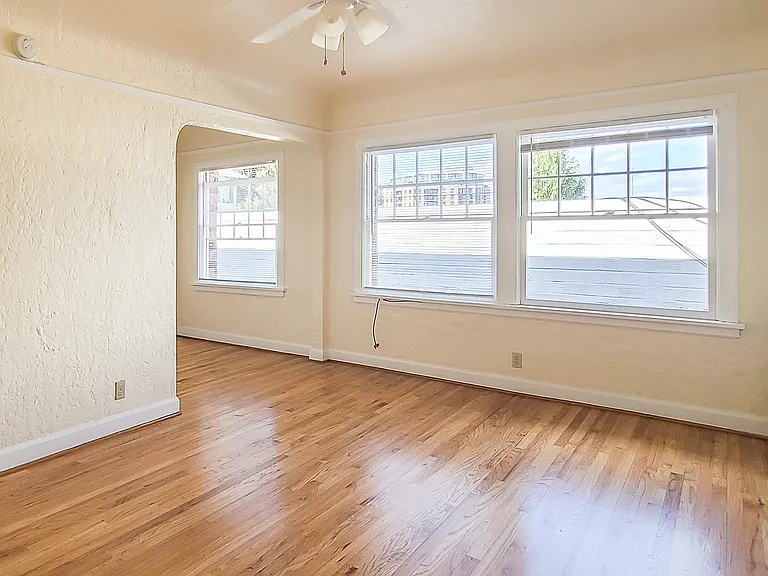 Rena Villa - Portland Oregon - One Bedroom - Living Room