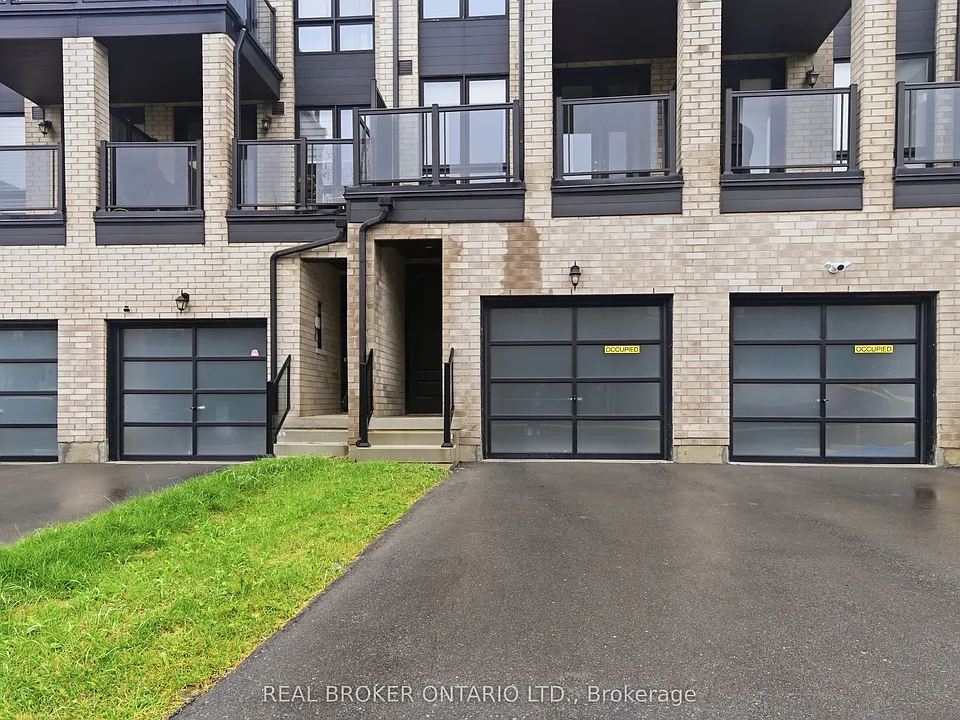 112 Stauffer Cres