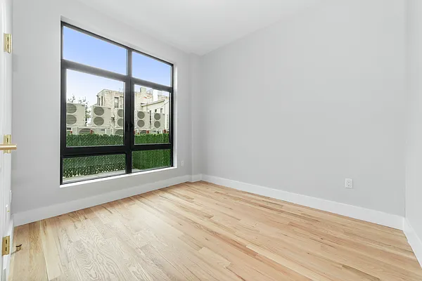 Rented by MNS | media 28