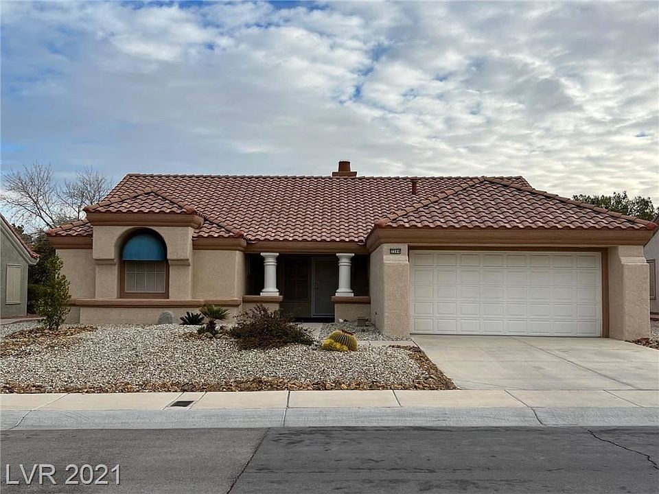 1st image of 2504 Desert Glen Dr