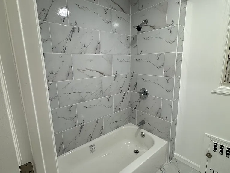 648 Bergen Ave #1 — Photo 13
