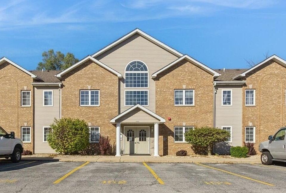 1st image of 2525 Longwood Dr APT 101