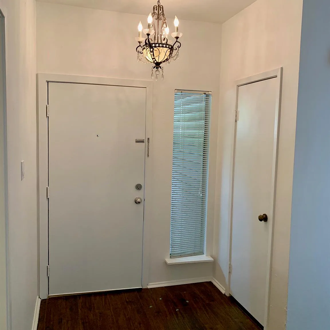 1 bed, 1.0 bath, 797 sqft, $1,150 — Photo 3