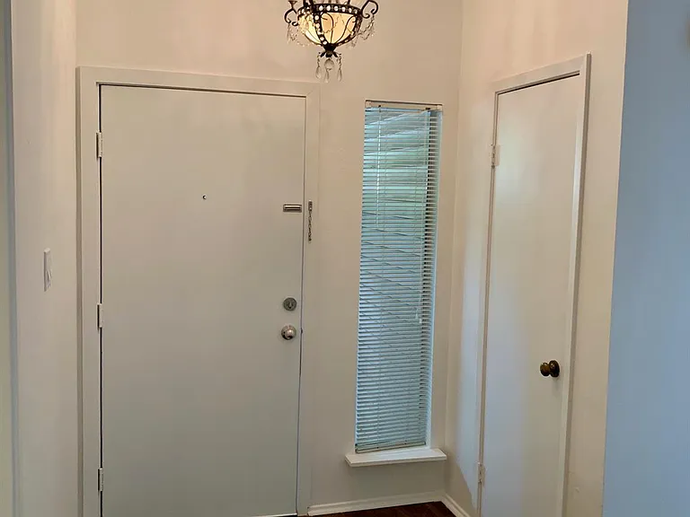 2025 Augusta Dr #203 — Photo 3