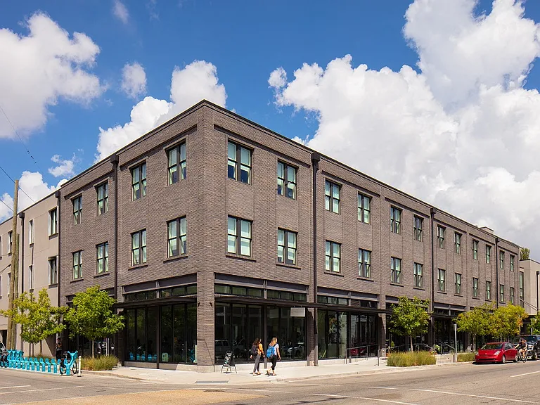 The Julian Apartments — Photo 48