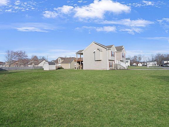 3rd image of 3807 Maliki Dr