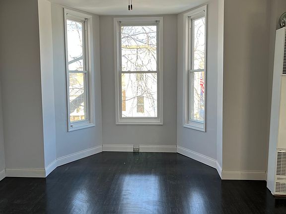 4th image of 3300 S Parnell Ave #2