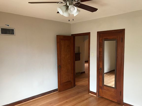 5th image of 5061 Oleatha Ave #1F