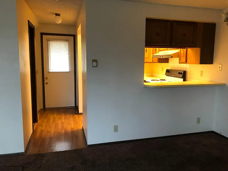 136 W Cora Ave — Photo 17