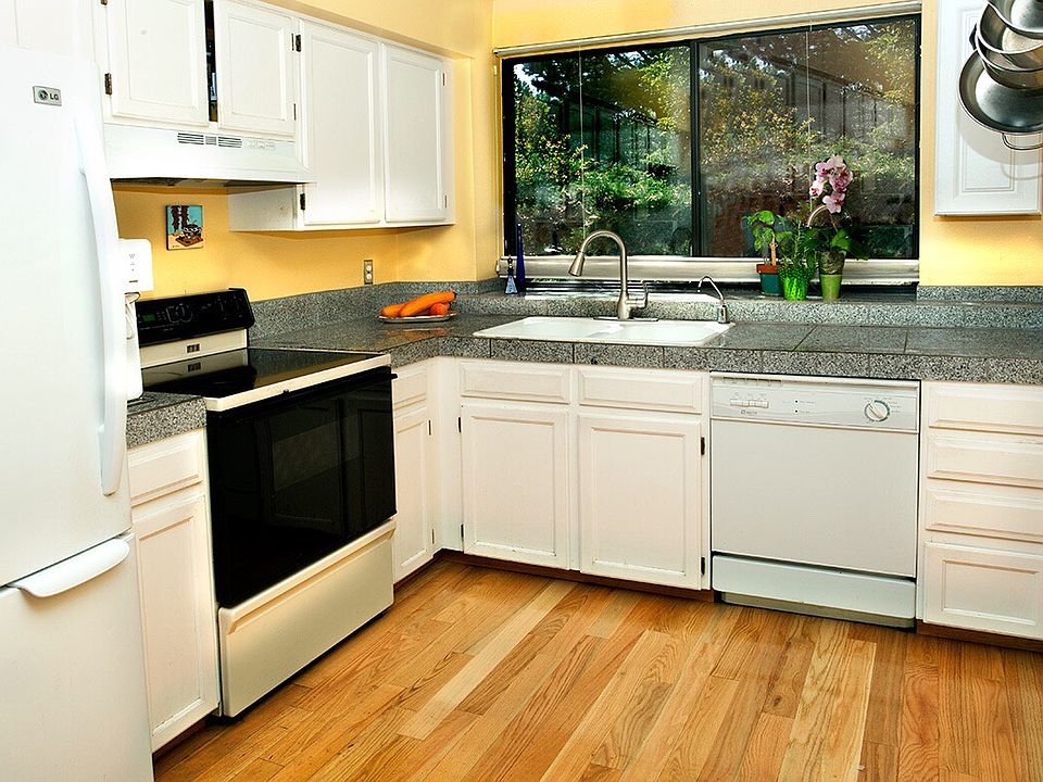 Kitchen viewed from living room