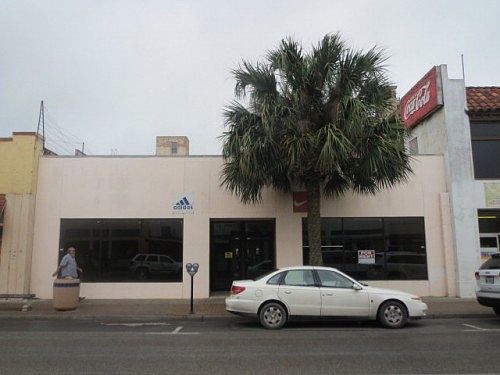 1st image of 1020 E Washington St