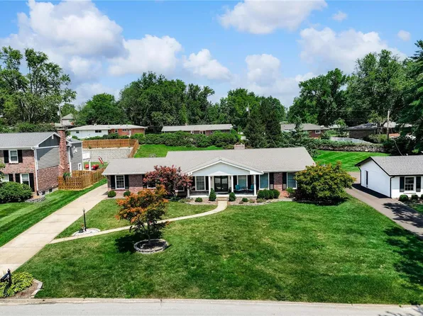 64 Morwood Ln, Saint Louis, MO 63141