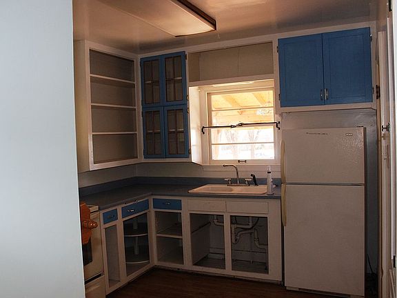 country kitchen