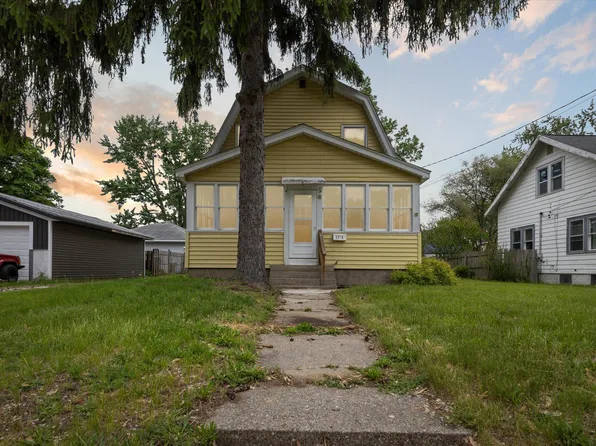 2218 Dalton Ave SW, Wyoming, MI 49519