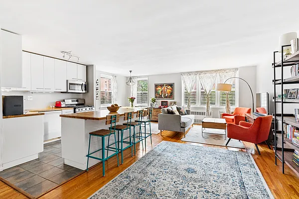 Sold by Compass | media 7