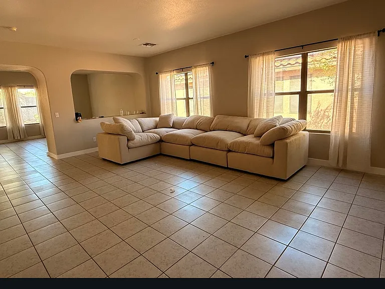 W Canyon Creek Dr — Photo 4
