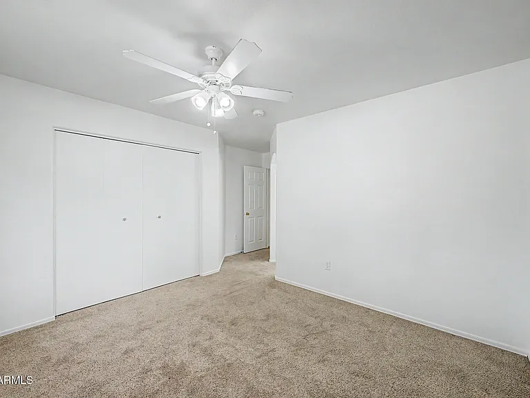 1830 N Center Ave — Photo 13
