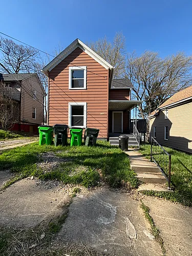 1033 Shannon Ave Photo 1