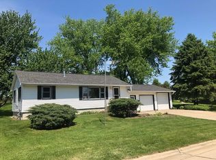 211 N Boody St, Ossian, IA 52161
