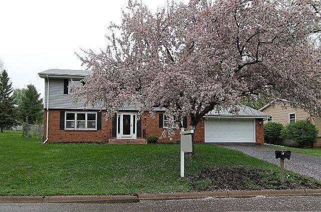 1st image of 553 Winston Ct