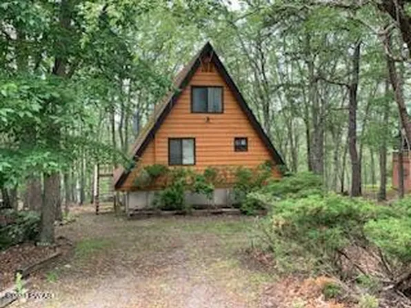 106 Blackbird Ct, Lackawaxen, PA 18435