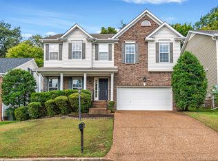 7512 Henderson Dr, Nashville, TN 37221