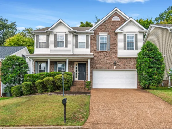 7512 Henderson Dr, Nashville, TN 37221