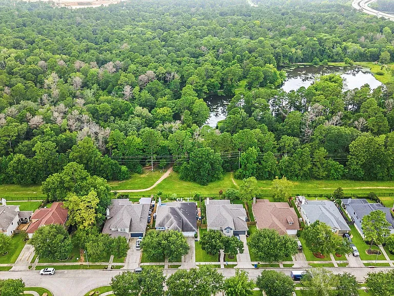 27730 Geneva Hills Ln — Photo 21