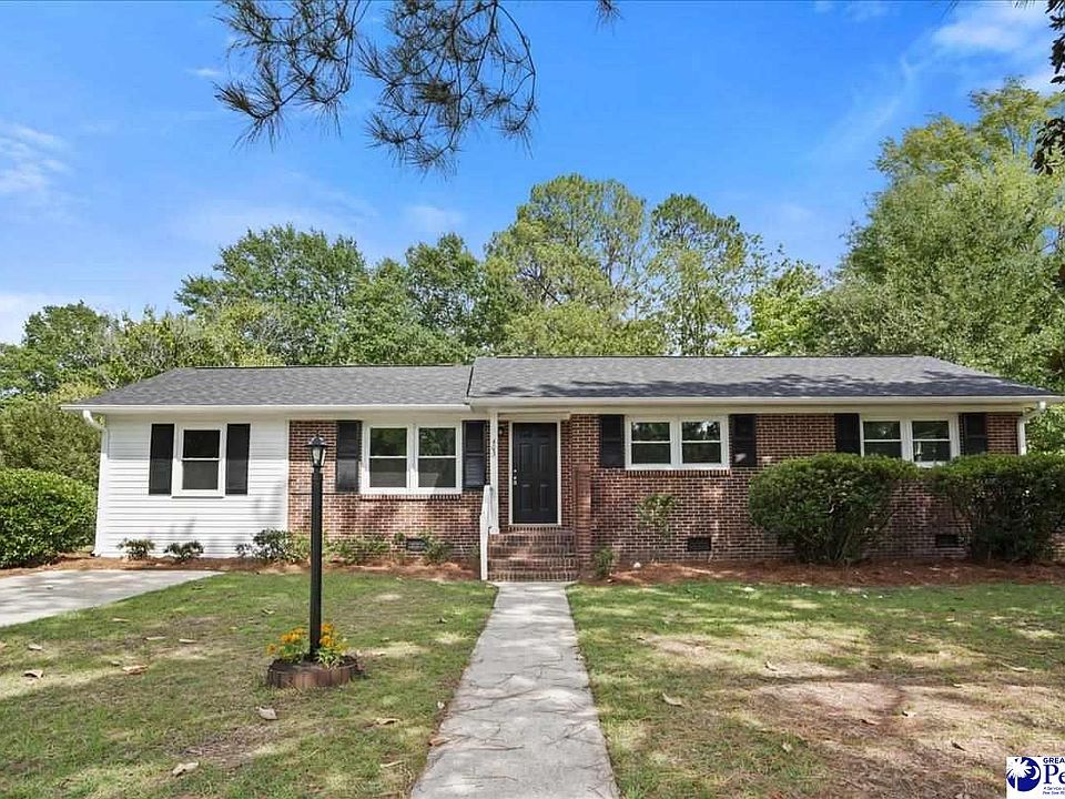 1st image of 403 Diane Dr