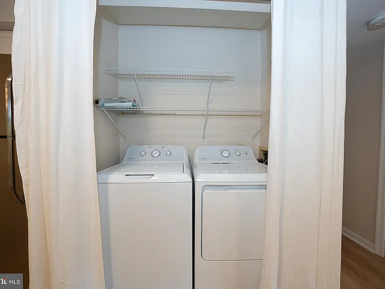 16 W Harrison Rd #16 — Photo 21