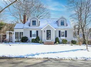 31 Circuit Rd, Westwood, MA 02090