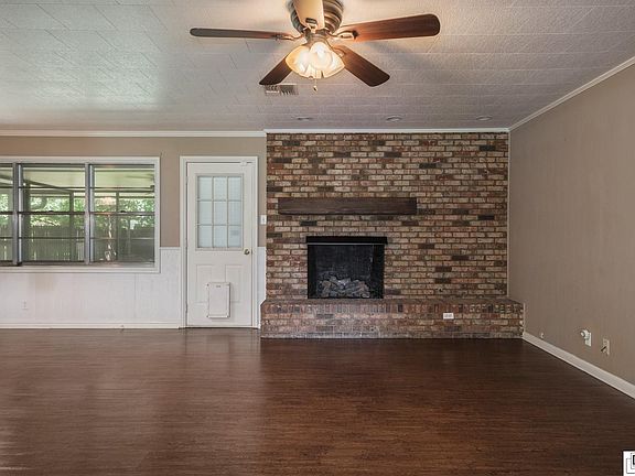 3rd image of 4101 Woodway Dr