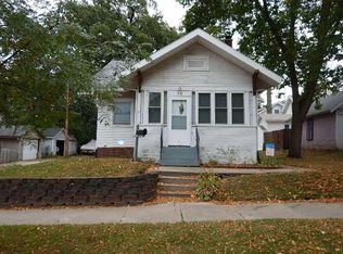 718 17th St SE, Cedar Rapids, IA