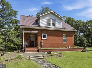 301 Wirgman Hl, Romney, WV 26757