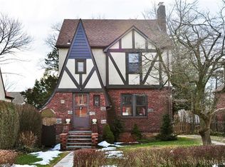 110 Villa Ave, Yonkers, NY 10704