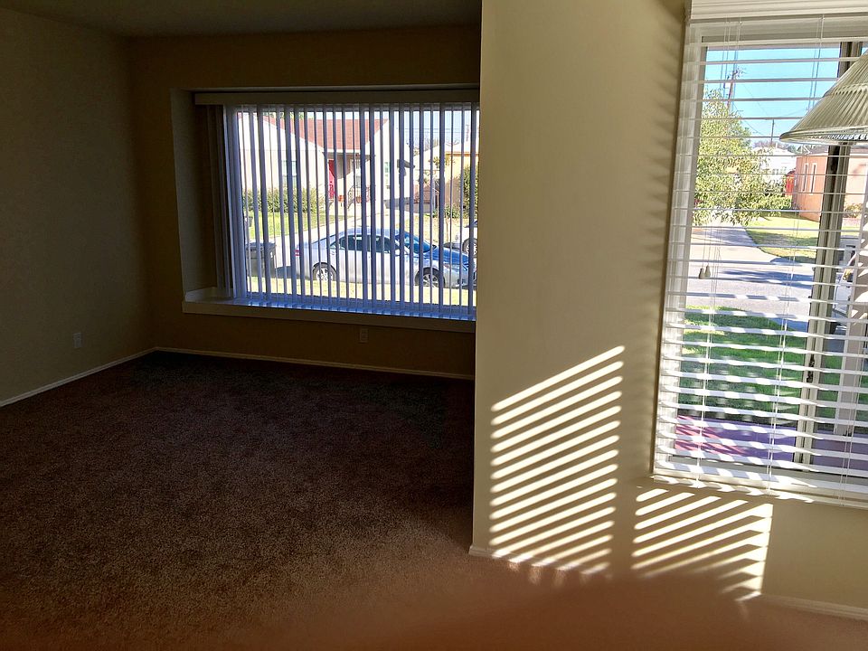 2nd image of 3521 Vane Ave