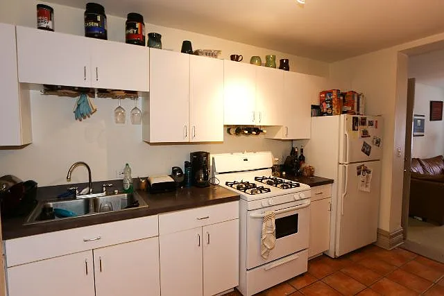 2 bed, $2,200 — Photo 2