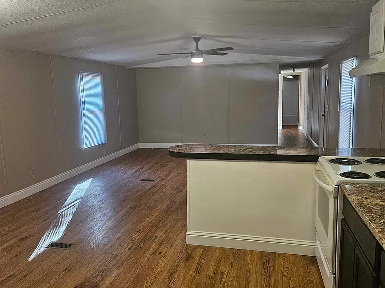 505 Browns Creek Rd — Photo 5