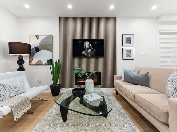 3rd image of 111 Glenmore Rd