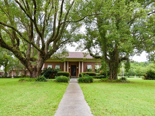 1407 W Main St, Perry, FL 32347