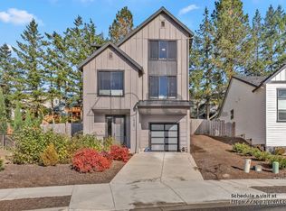 15387 SE Hawthorne Mdws, Portland, OR 97236