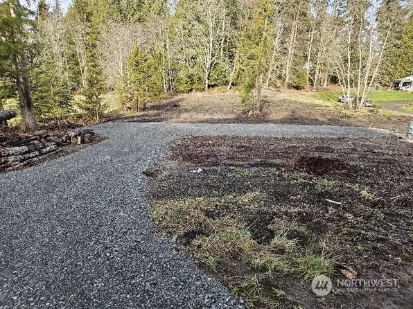 64 Findley Road, Port Angeles, WA 98362