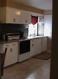 2nd image of 828 E Lacrosse Ave