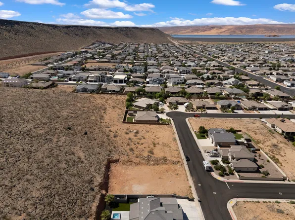 2405 S 3330 W, Hurricane, UT 84737