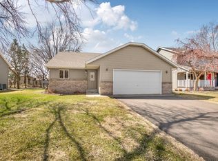 816 8th St N, Sauk Rapids, MN 56379